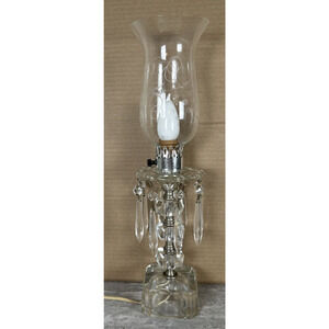 VINTAGE‎ GLASS ROUND HURRICANE TABLE LAMP WITH CRYSTAL PRISMS